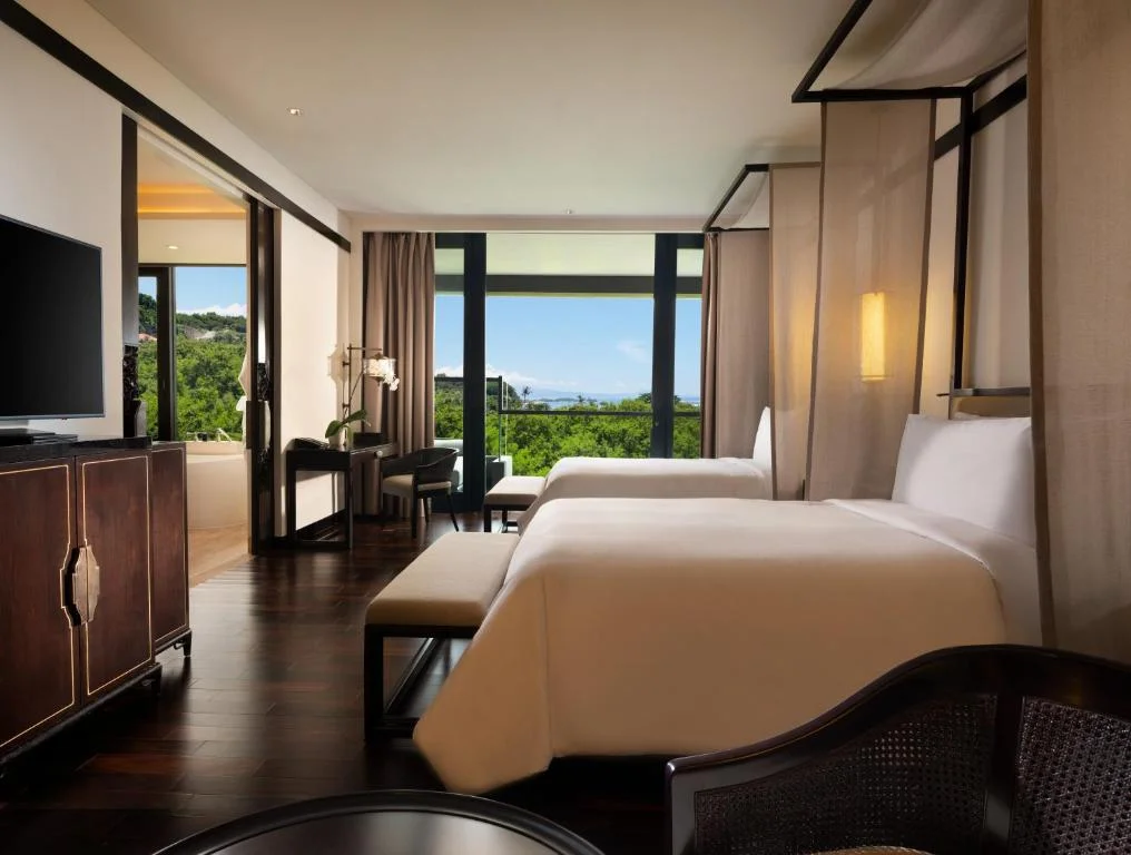 Grand Deluxe Room